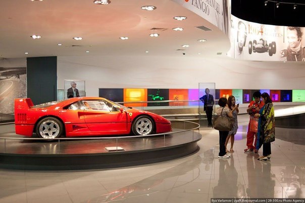 Элитный Ferrari World-парк развлечений в Абу-Даби
