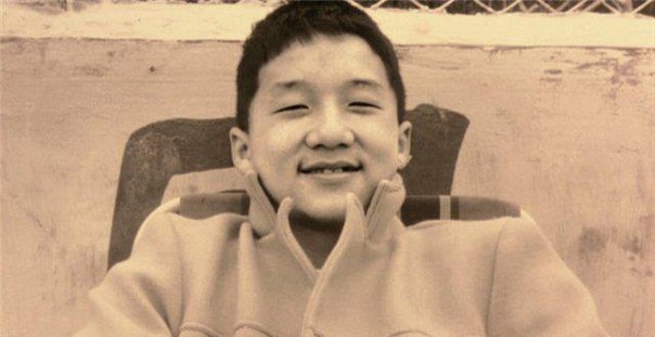 Джеки Чан в детстве.