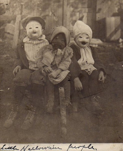 Ретро-костюмы на Хэллоуин