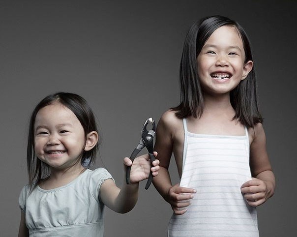 Любимыми моделями фотографа Джейсона Ли являются его дочки 8-летняя Кристин и 5-летняя Кайла.