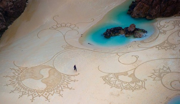 Песочные рисунки Андреаса Амадора