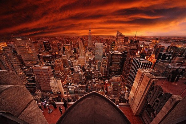 Вид с крыши Рокфеллеровского центра в Нью-Йорке
