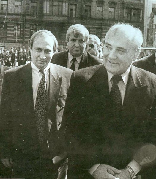 Горбачев уже не президент, Путин — еще не президент, 1994 год.