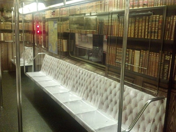 Виртуальная библиотека в метро