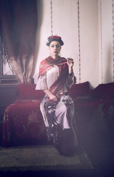 Серия фотографий, посвященная мексиканской художнице Фриде Кало, от Кирилла Станоева