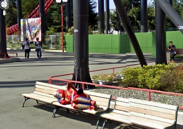 Странные фотографии из Google Street View.