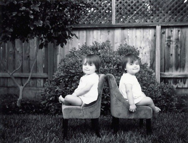 Как и многие фотографы, Джеф Блэк увлекся фотографией, когда у него появились дети. Работая днем в банке, он не упускает ни одного момента, чтобы сфотографировать своих очаровательных девочек-близнецов.