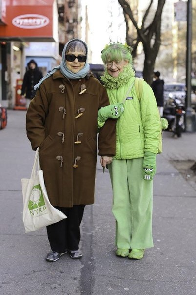 Пожилые жители Нью Йорка в объективе фотографа Брэндона Стэнтона