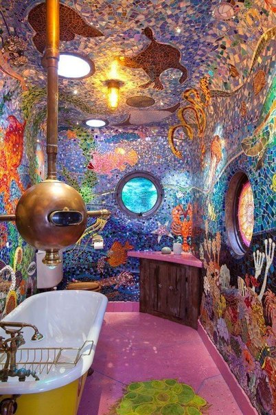 Ванная комната в стиле "Желтой подводной лодки"