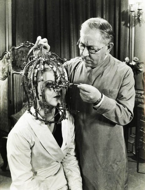 Микрометр красоты от Max Factor, 1932 год.