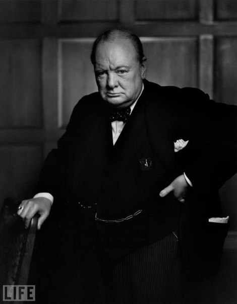 Уинстон Черчилль считал, что произнести публичную речь длительностью на час сможет любой простак, а к пятиминутному выступлению нужно начинать готовиться по меньшей мере за месяц и иметь базу под названием жизненный опыт. 