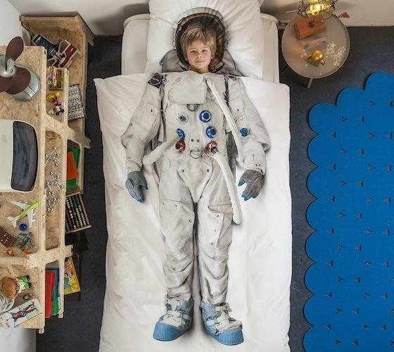 Постельное белье для юного космонавта