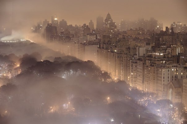 Туманный Нью-Йорк.