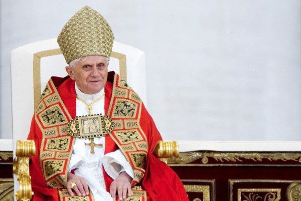 Папа Римский Бенедикт XVI оставит престол