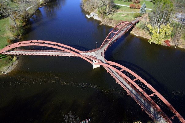 The Tridge — удивительный тройной мост, который находится на слиянии двух рек в Midland, Michigan, USA