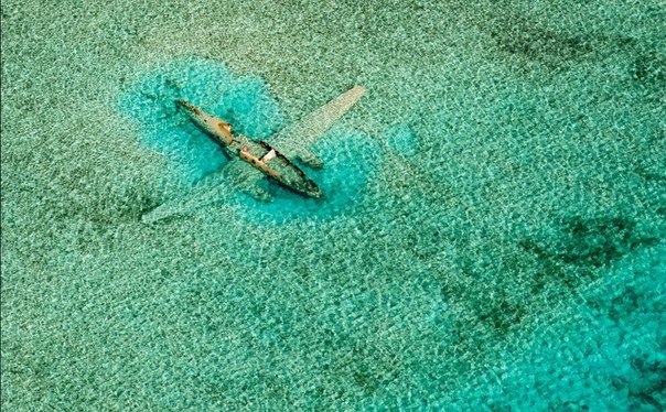 Затонувший самолёт, Багамы